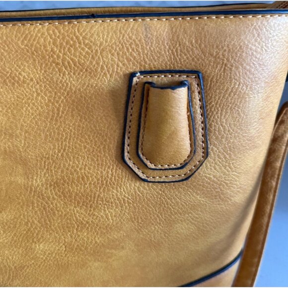 Yellow Crossbody Bag With Adjustable Strap & Inner Pockets - Picture 12 of 12